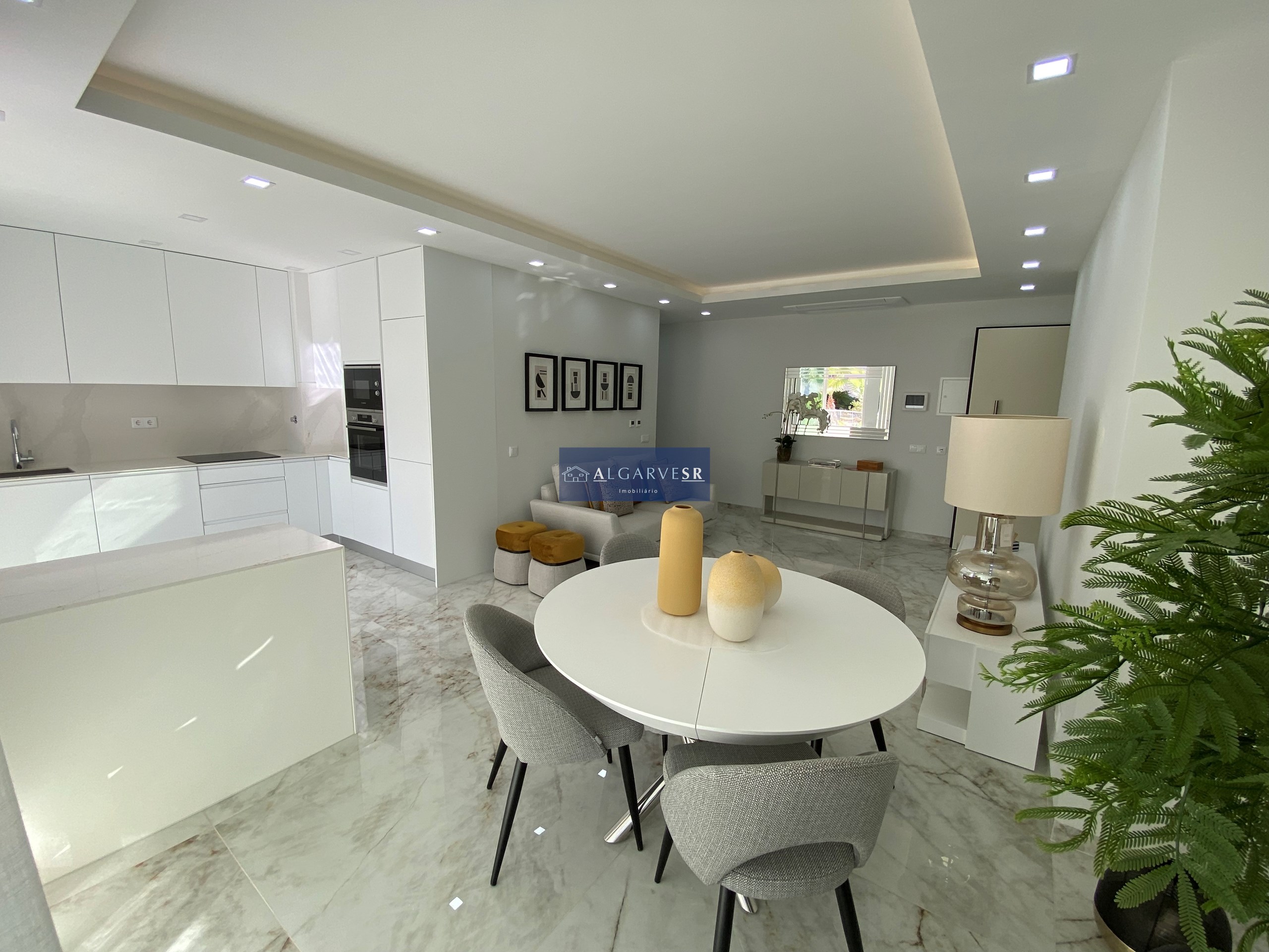 Lagos - Apartment T2 New luxury condominium with pool 