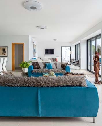 PARRAGIL - 4 bedroom villa with fantastic countryside and sea views
