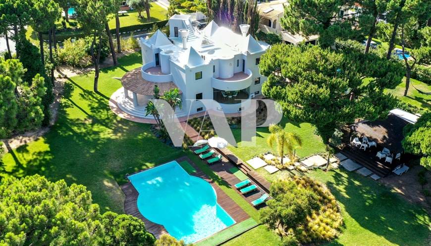 Villa de 6 dormitorios en venta en Vilamoura, con piscina climatizada