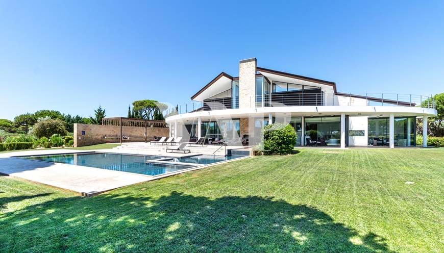 VILAMOURA - Fantastic villa V5 +2 with heated pool