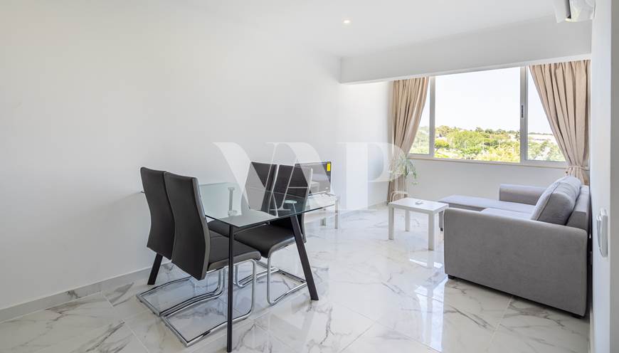 2 bedroom flat for sale in Quarteira, fully renovated in modern style