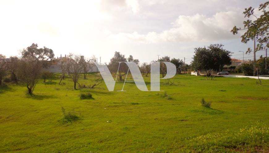 Building land for sale in Almancil, near the golden triangle