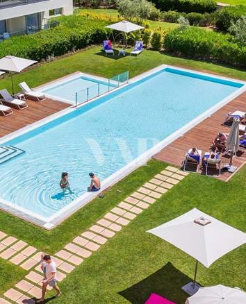 Chalet de 3 dormitorios en venta en Vilamoura, totalmente reformado con piscina