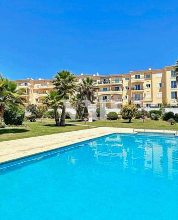 1 bedroom flat for sale in Albufeira, inserted in a condominium with swimming pool