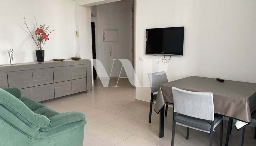 2 bedroom flat for sale in Quarteira, within walking distance to the beach