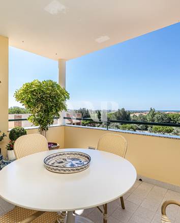 Apartamento T1 para venda em Vilamoura, moderno e luxuoso com vista Golfe