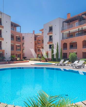 2 bedroom flat for sale in Vilamoura, walking distance to golf courses
