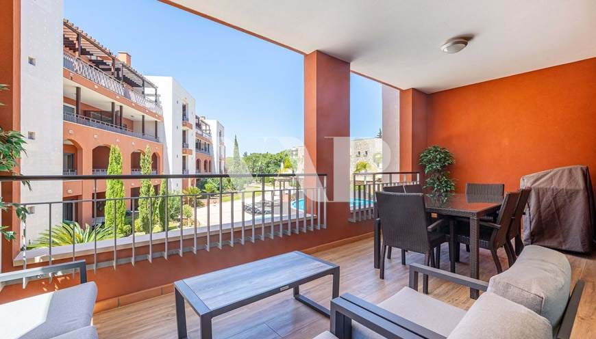 2 bedroom flat for sale in Vilamoura, walking distance to golf courses