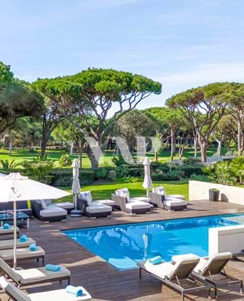 Luxury 5 bedroom villa  FURNISHED AND EQUIPPED, golf front, Vilamoura