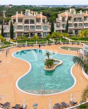 2 bedroom apartment on the ground floor, in a luxury gated community, Vila Sol
