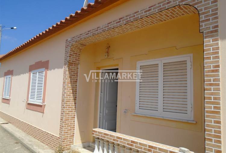 Villa de 3 chambres située près de la plage d'Armaçao de Pêra