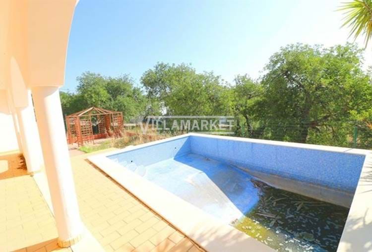V3 de Villa rez de jardin avec piscine près de Boliqueime
