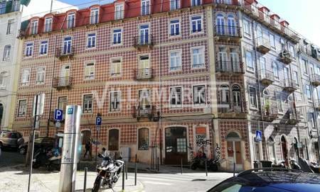 Shop with 383 m2 located in the Center of Lisbon