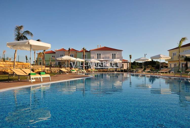 VILLA V4 lusso con piscina nel Villaggio del 4* "Eden Resort" ad ALBUFEIRA  