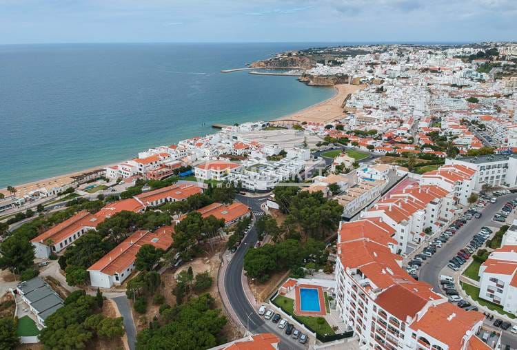 Apartamento T1 com vista para a Praia do Inatel de Albufeira