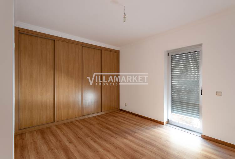 Apartment T0 + 1 new with 19 m2 of terrace in ALGOZ