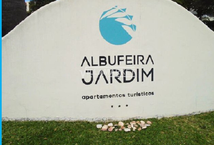 Appartement T0 avec terrasse et vue sur la mer inséré dans la copropriété Albufeira Jardim 1