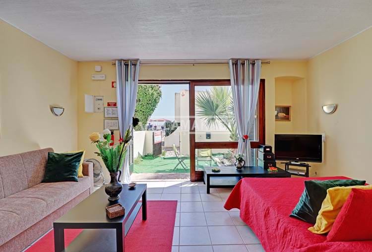 Appartamento T0 con terrazza e vista mare inserito nel condominio Albufeira Jardim 1