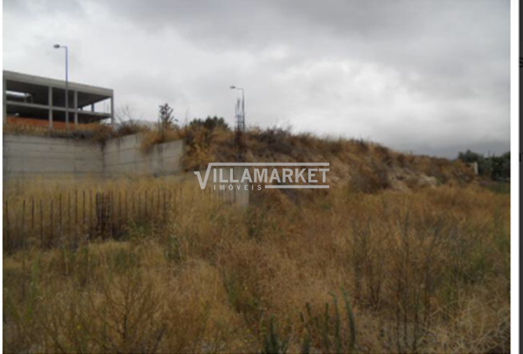 Plot of land in Alvito (Beja) for warehouse / industry