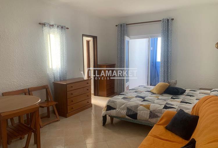 Apartment T0 with sea view located in QUARTEIRA
