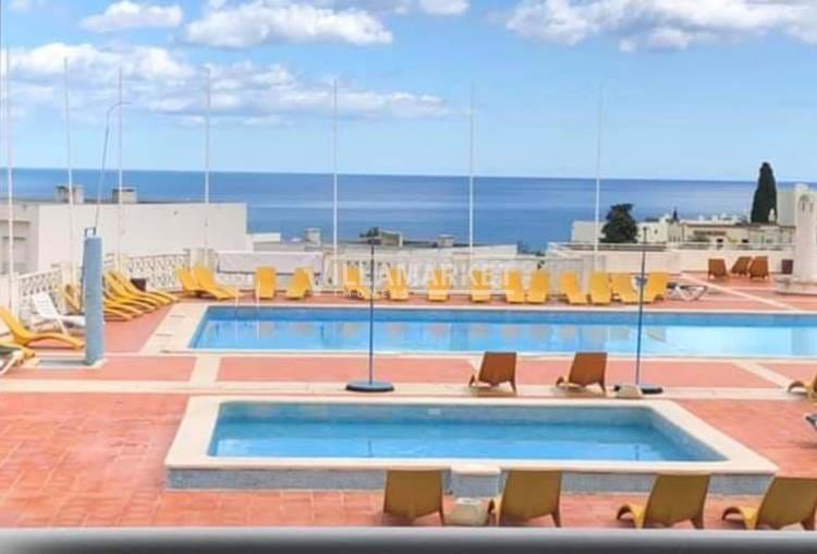 1 bedroom apartment with swimming pool and a stunning view of the Sea and ALBUFEIRA