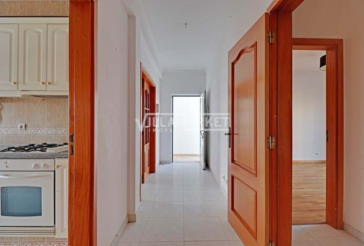 3 bedroom apartment with sea view located in the residential area of Mato Santo Espirito in Tavira 
