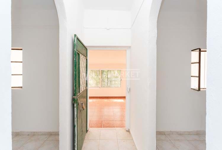 "A Casa da Felicidade" é uma Quintinha V2+1 com 395 m2 de terreno situada na Catraia em TAVIRA