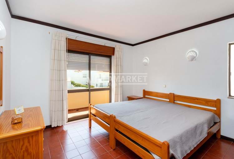 Appartement 1 chambre avec parking et stockage situé près de la plage d’Oura à ALBUFEIRA