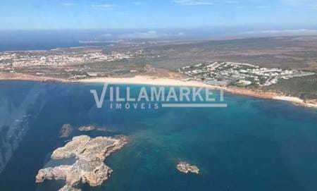 Allotment with 4480 m2 composed of 9 lots for construction located in Sagres.