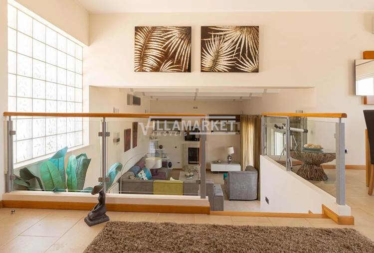 Villa con 3 camere da letto con piscina situata nel tranquillo ed esclusivo Vale da Pinta Golf Resort.