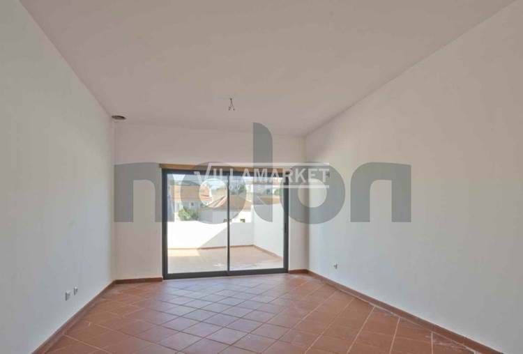 House T3 inserted in the condominium Cerca da Vinha located in Cercal do Alentejo