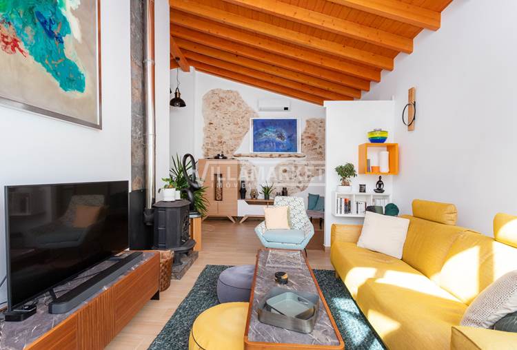 Magnifique et atypique villa rénovée de 3 chambres située à Almeijoafras dans la paroisse de Paderne