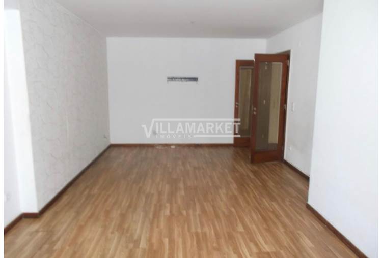 Appartement de 2 chambres situé dans le centre de Vila Nova de Gaia.