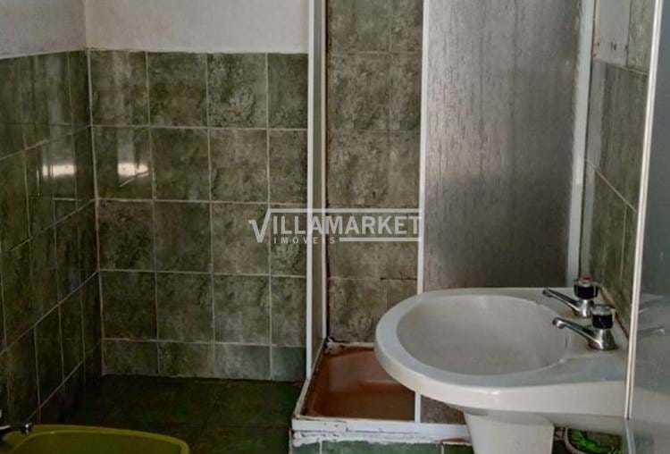 Villa de 3 chambres sur un terrain de 293 m2 situé à Alpiarça 