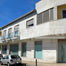3 magasins interconnectés totalisant une superficie de 304 m2 situés à Algueirão - Mem Martins
