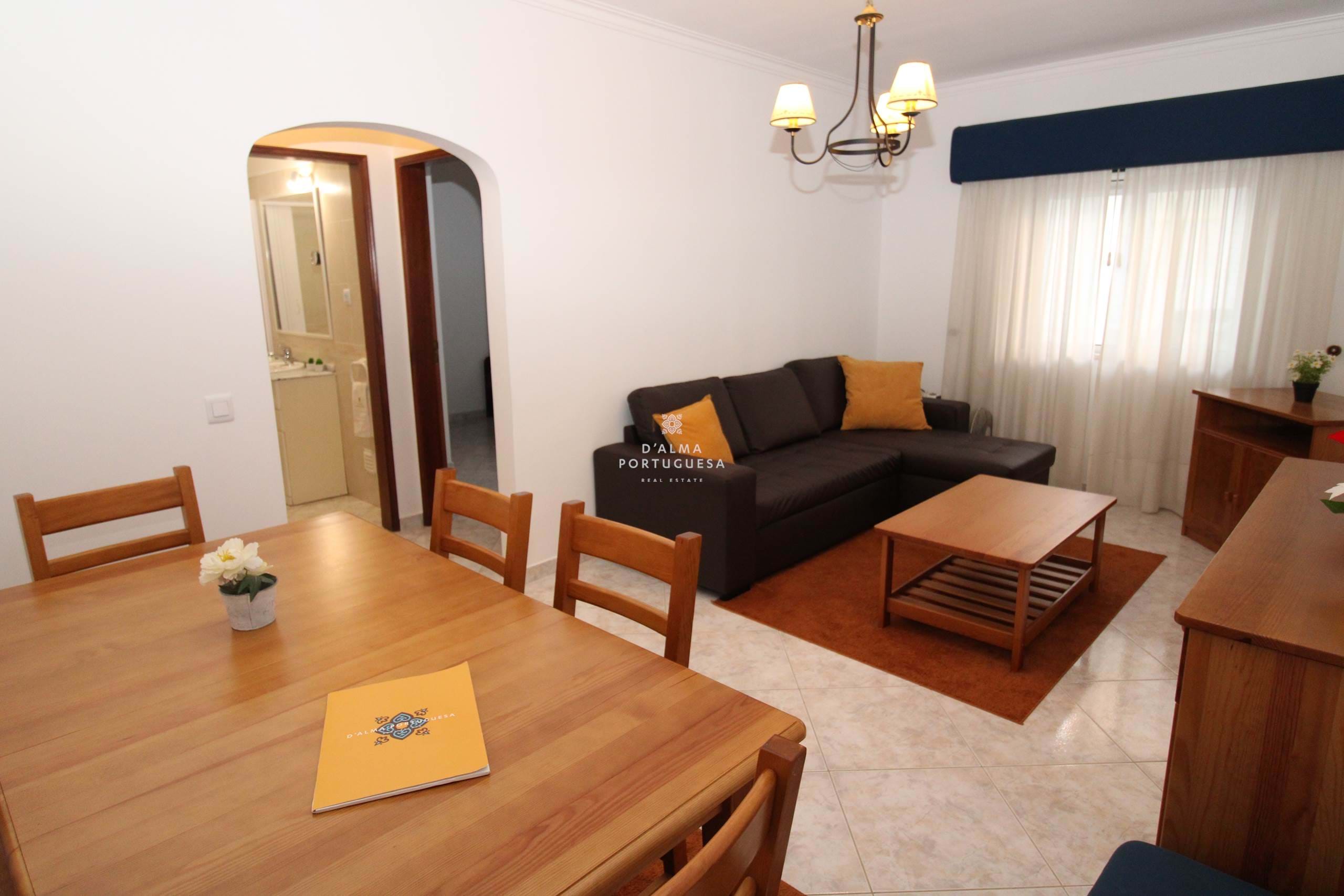 2 bedroom apartment ,ground floor,terrace,quiet area,near Falésia beach 