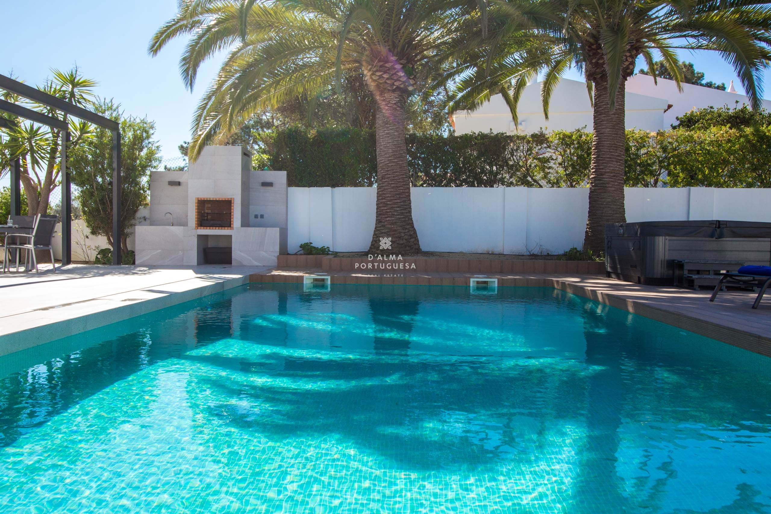 villa,rentals,holidays,swiming pool,jacuzzi,beach,golf