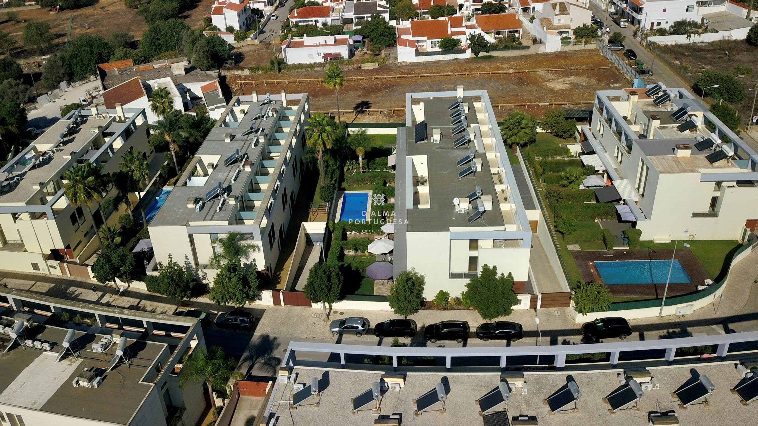 Apartamento de 3 dormitorios,Apartamento de 3 dormitorios Garaje Albufeira,Apartamento con terraza superior,Apartamento con jardín,Apartamento Ferreiras,Apartamento con piscina,Apartamento con balcón