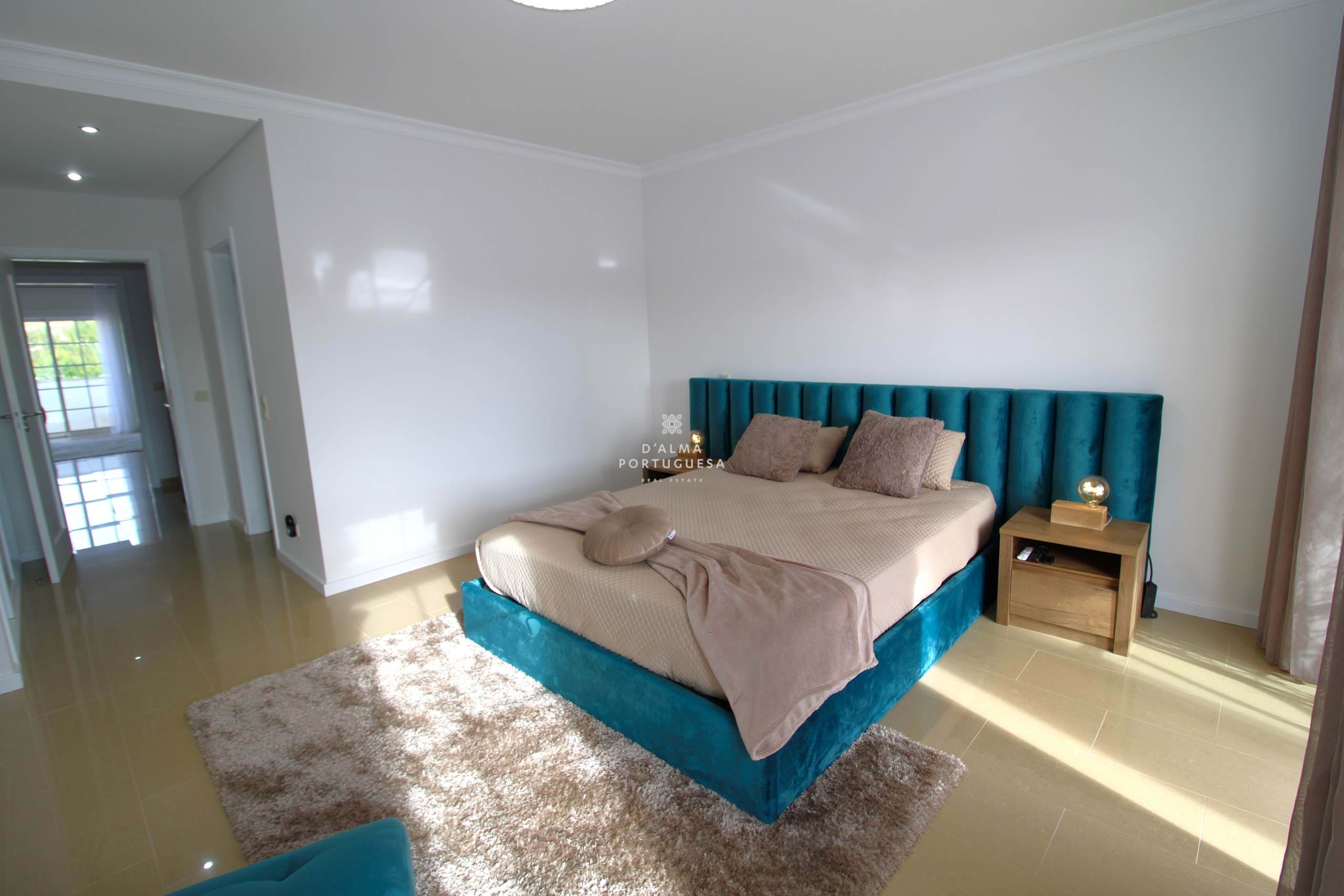 Villa de 3 dormitorios,villa en condominio,villa con piscina,villa con estacionamiento,villa en Shona Calma