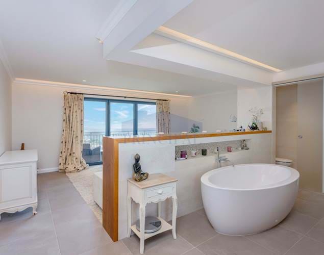 Smart Villa V6, exposition sud, avec piscine et vue panoramique sur la mer de l’Algarve
