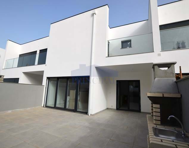 Modern Townhouses with 2+1 Bedrooms in Algoz