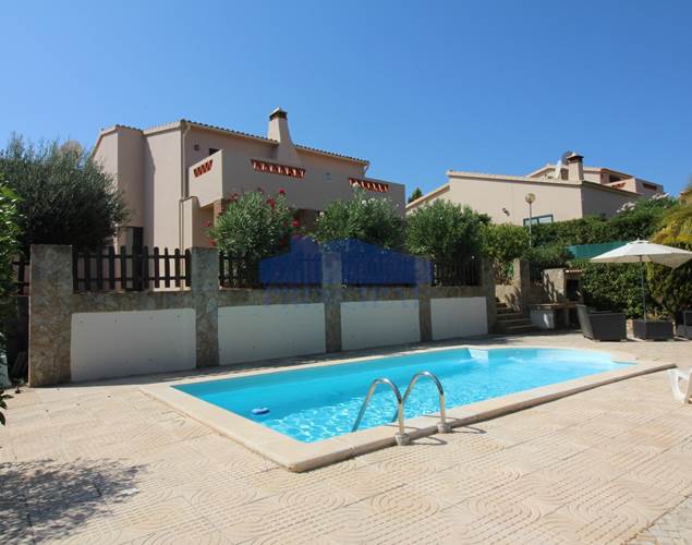 Villa de 3 chambres avec piscine, vues fantastiques, Algoz