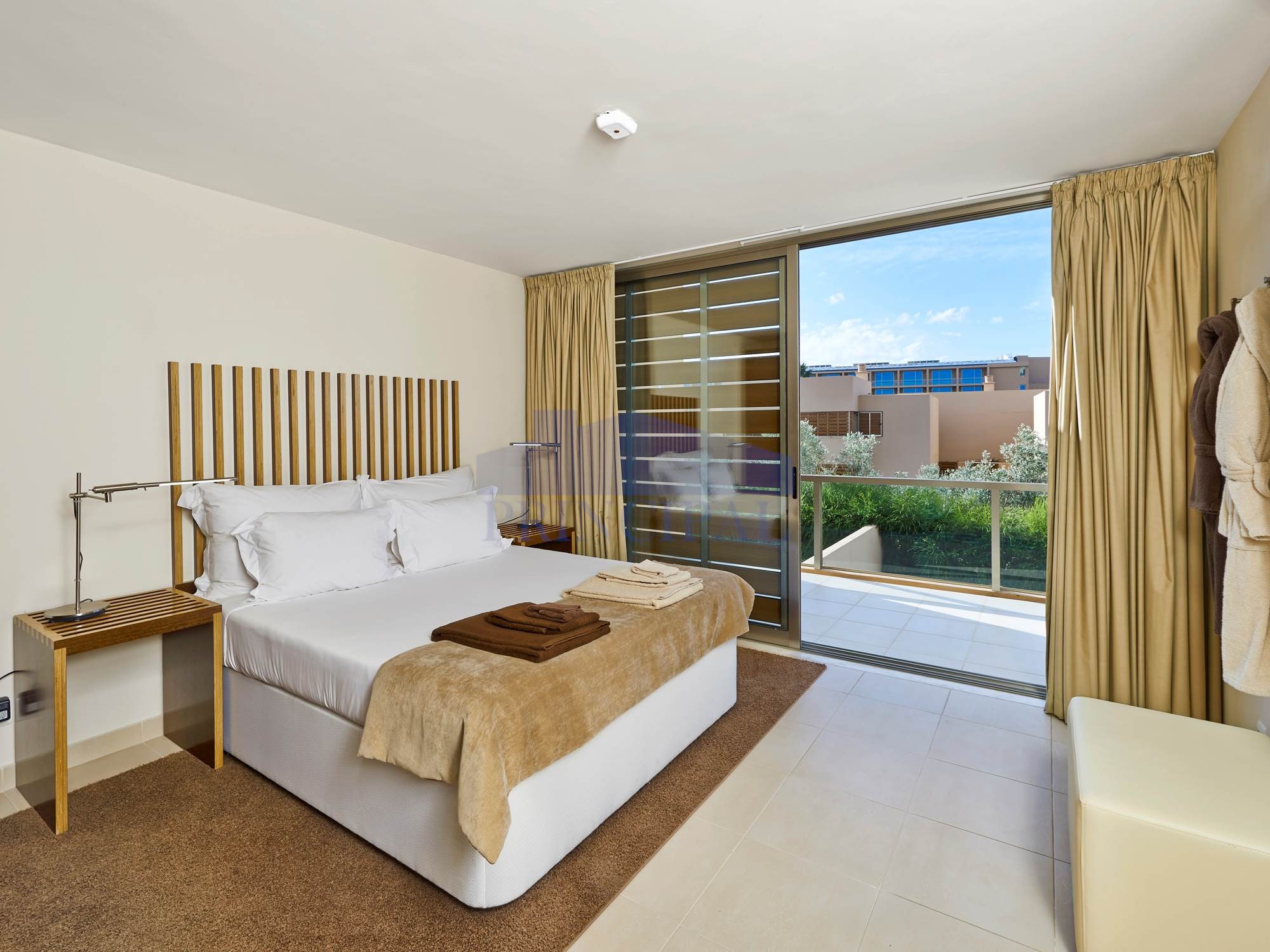 Luxury 3 Bedroom Villa with Private Pool in Salgados