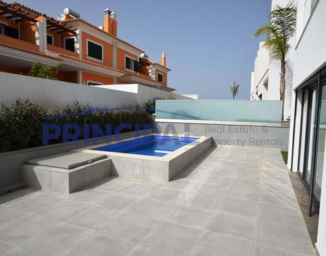 Modern Villa V3+1 with Private Pool in Algoz
