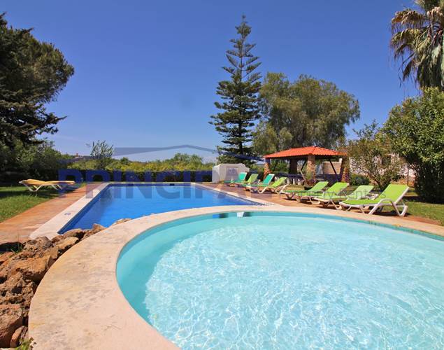 5 Bedroom Ground Floor House, with Large Pool Garden on Plot of 17000 m2, Alcantarilha