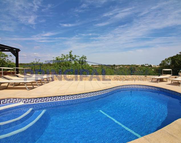 Villa de 3 chambres au rez-de-chaussée avec piscine à Guia, Albufeira