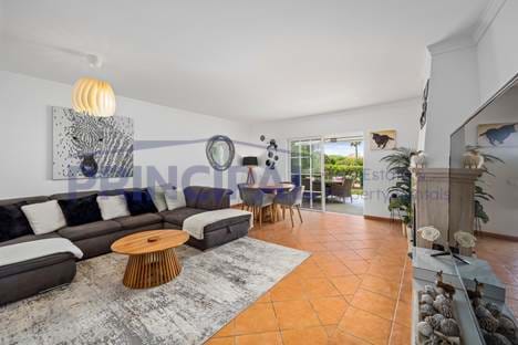 Lovely 2 Bedroom Townhouse w/Pool and Garden close to the Beach in Galé