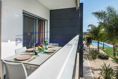 Modern 3 Bedroom Apartment w/ Pool and Garage in Vale Parra, Albufeira