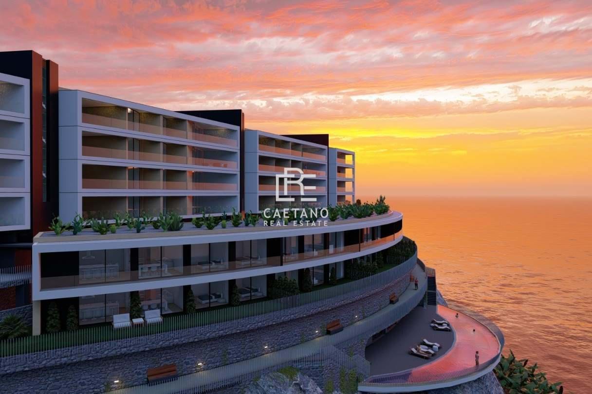 Apartment Front sea line unobstructed views low altitude - 2 bedrooms 