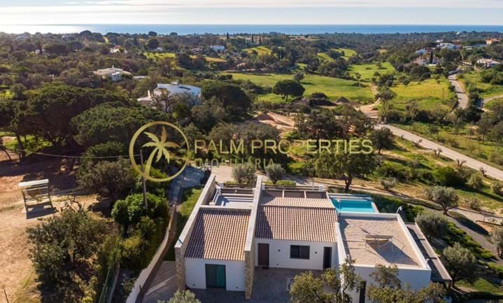 Contemporary 4-bed villa with pool and sea views on a big plot